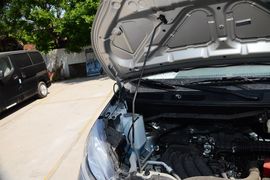 2014款日产NV200 1.6L CVT尊雅型