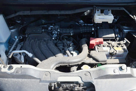 2014款日产NV200 1.6L CVT尊雅型