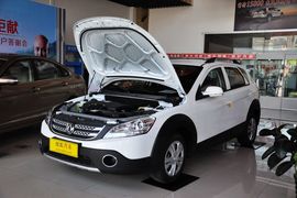 2014款东风风神H30 CROSS 1.5L手动感恩版