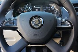 2015款斯柯达明锐1.6L手动逸俊版