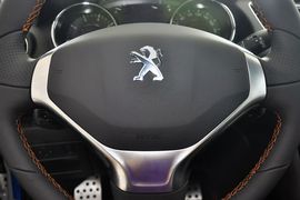 2014款标致3008 1.6THP 罗兰-加洛斯版