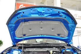 2013款马自达CX-5 2.0L AT四驱尊贵型
