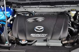 2013款马自达CX-5 2.0L AT四驱尊贵型
