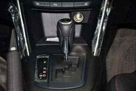 2013款马自达CX-5 2.0L AT四驱尊贵型