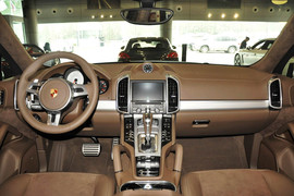 2012款保时捷Cayenne GTS