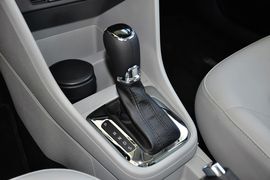 2013款斯柯达昕锐1.6L自动优选型