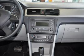 2013款斯柯达昕锐1.6L自动优选型