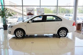 2013款斯柯达昕锐1.6L自动优选型