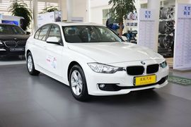 2014款宝马320i进取型