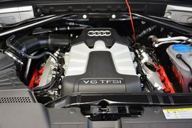 2013款奥迪Q5 45TFSI quattro越野型