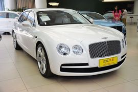 2014款宾利飞驰4.0T V8尊贵版