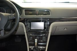2013款大众朗行1.4T自动豪华型