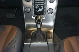 2014款沃尔沃XC60 T5智雅版 改款