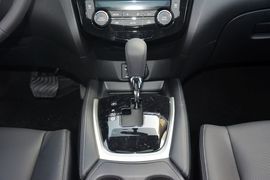 2014款日产奇骏2.5XL ITS四驱导航尊享版