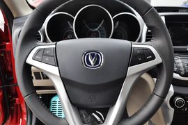 2014款长安逸动1.6L自动豪华型 京V