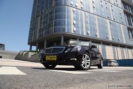 2010款奔驰E300深度试驾