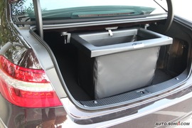 2010款奔驰E300深度试驾