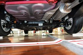 2014款雪铁龙全新爱丽舍1.6L舒适手动型深内饰版
