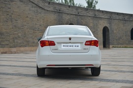 2014款荣威3501.5T 手自一体 劲尚版 外出试驾