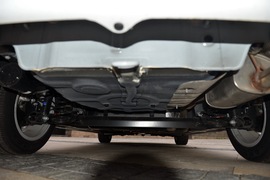 2014款荣威3501.5T 手自一体 劲尚版 外出试驾