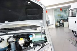 2012款上汽大通V80 2.5L手动商杰版长轴 中顶