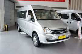 2012款上汽大通V80 2.5L手动商杰版长轴 中顶
