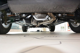 2014款路虎神行者2 2.0T Si4 SE汽油版