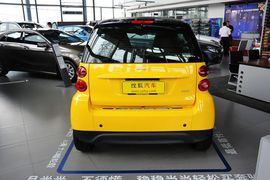 2012款smart fortwo 1.0 MHD硬顶标准