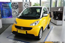 2012款smart fortwo 1.0 MHD硬顶标准