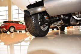 2014款路虎神行者2 2.2T SD4 SE柴油版