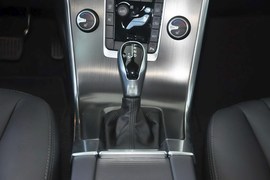 2014款沃尔沃XC60 T5智逸版 改款