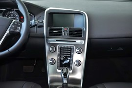 2014款沃尔沃XC60 T5智逸版 改款