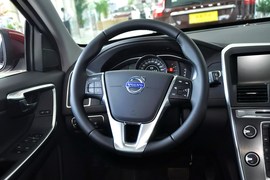 2014款沃尔沃XC60 T5智逸版 改款
