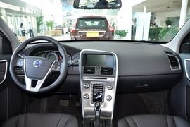 2014款沃尔沃XC60 T5智逸版 改款