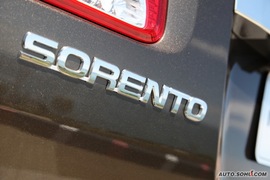 2009款起亚索兰托大连试驾