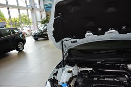 2014款沃尔沃V40 2.0T智逸版