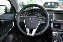 2014款沃尔沃V40 2.0T智逸版