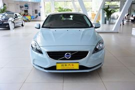 2014款沃尔沃V40 2.0T智逸版