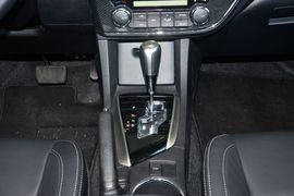 2014款丰田卡罗拉1.6L GLX-i导航版 CVT