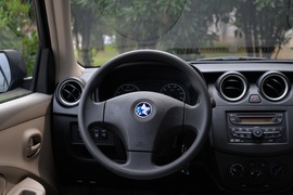 2014款东风启辰R30 1.2L手动易享版