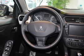 2014款标致301 1.6L自动舒适版