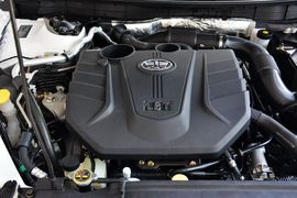 2014款奔腾B70 1.8T手自一体运动豪华型