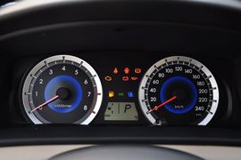 2013款丰田花冠EX 1.6L自动豪华版