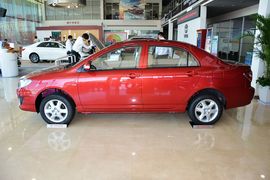 2013款丰田花冠EX 1.6L自动豪华版