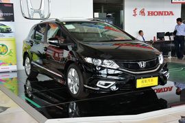 2013款本田杰德1.8L自动舒适版 6座