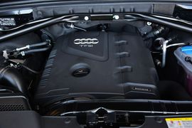 2013款奥迪Q5 2.0TFSI动感型