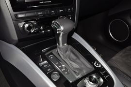 2013款奥迪Q5 2.0TFSI动感型