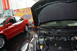 2013款马自达8 2.5L尊贵版