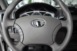 2011款长城风骏5 2.2L财富版精英型四驱大双排