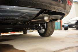 2014款比亚迪速锐1.5TI手动尊贵型